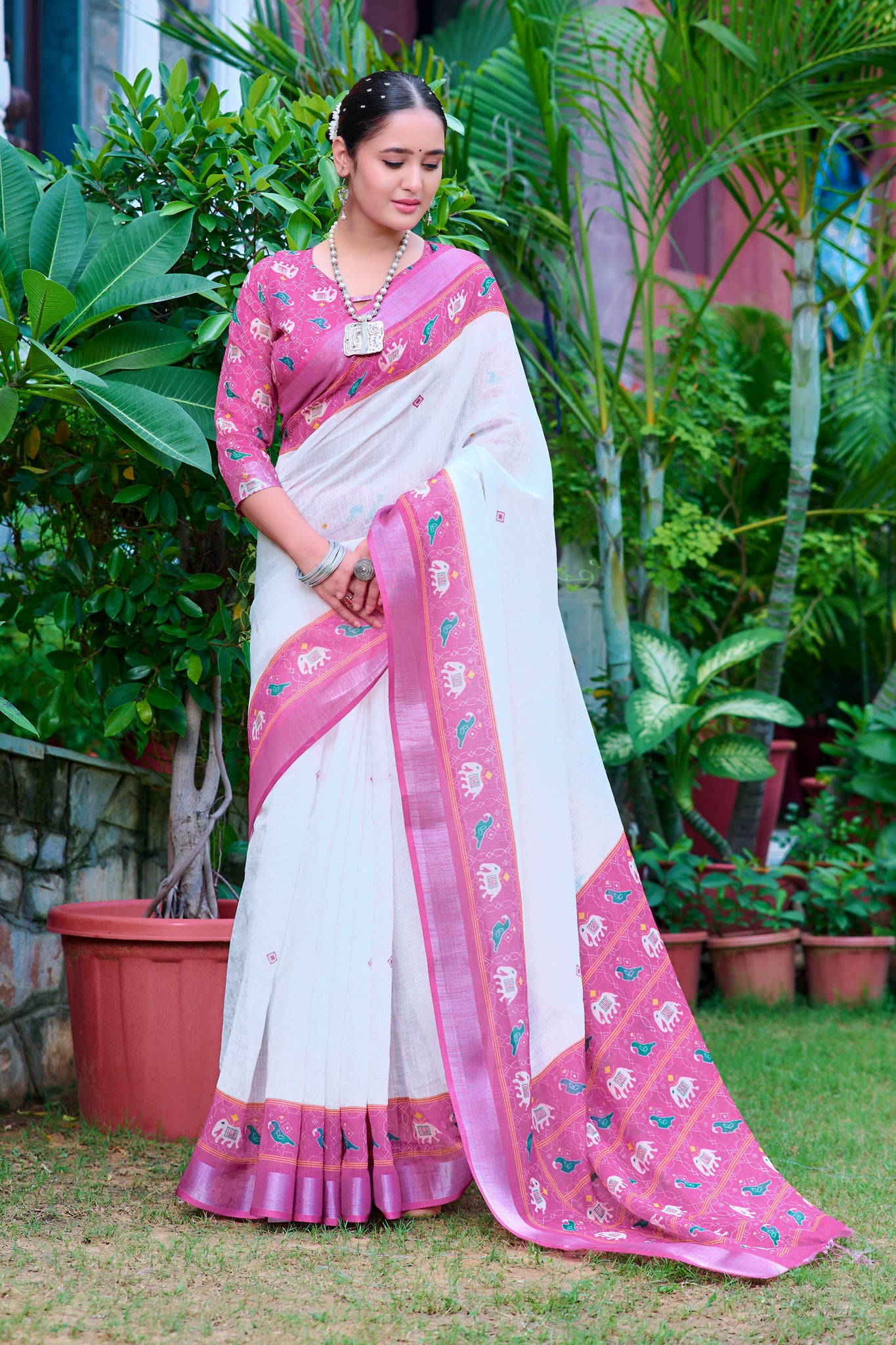 Elegant Cotton Partywear Saree – Effortless Style for Every Occasion 