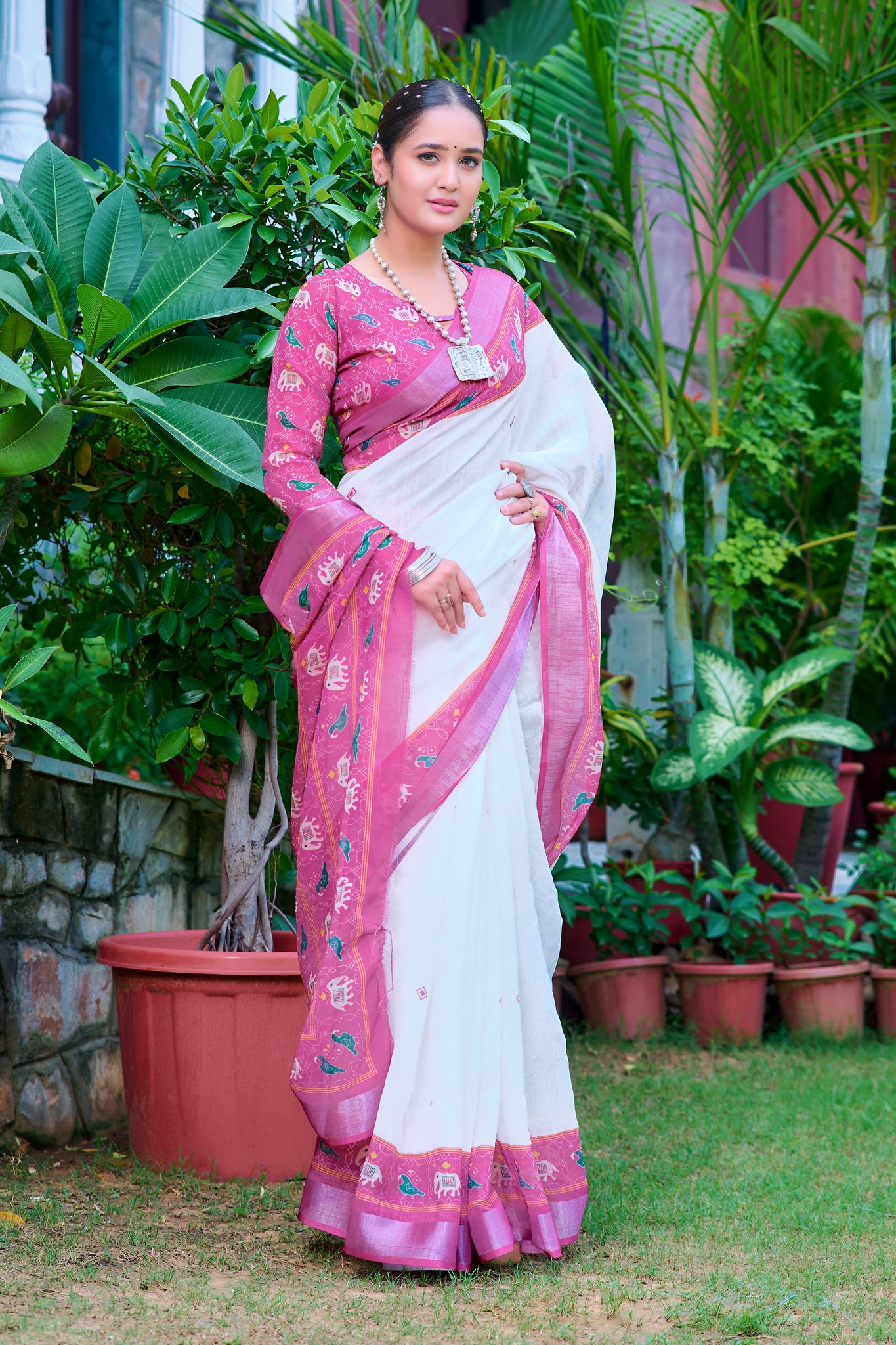 Elegant Cotton Partywear Saree – Effortless Style for Every Occasion 