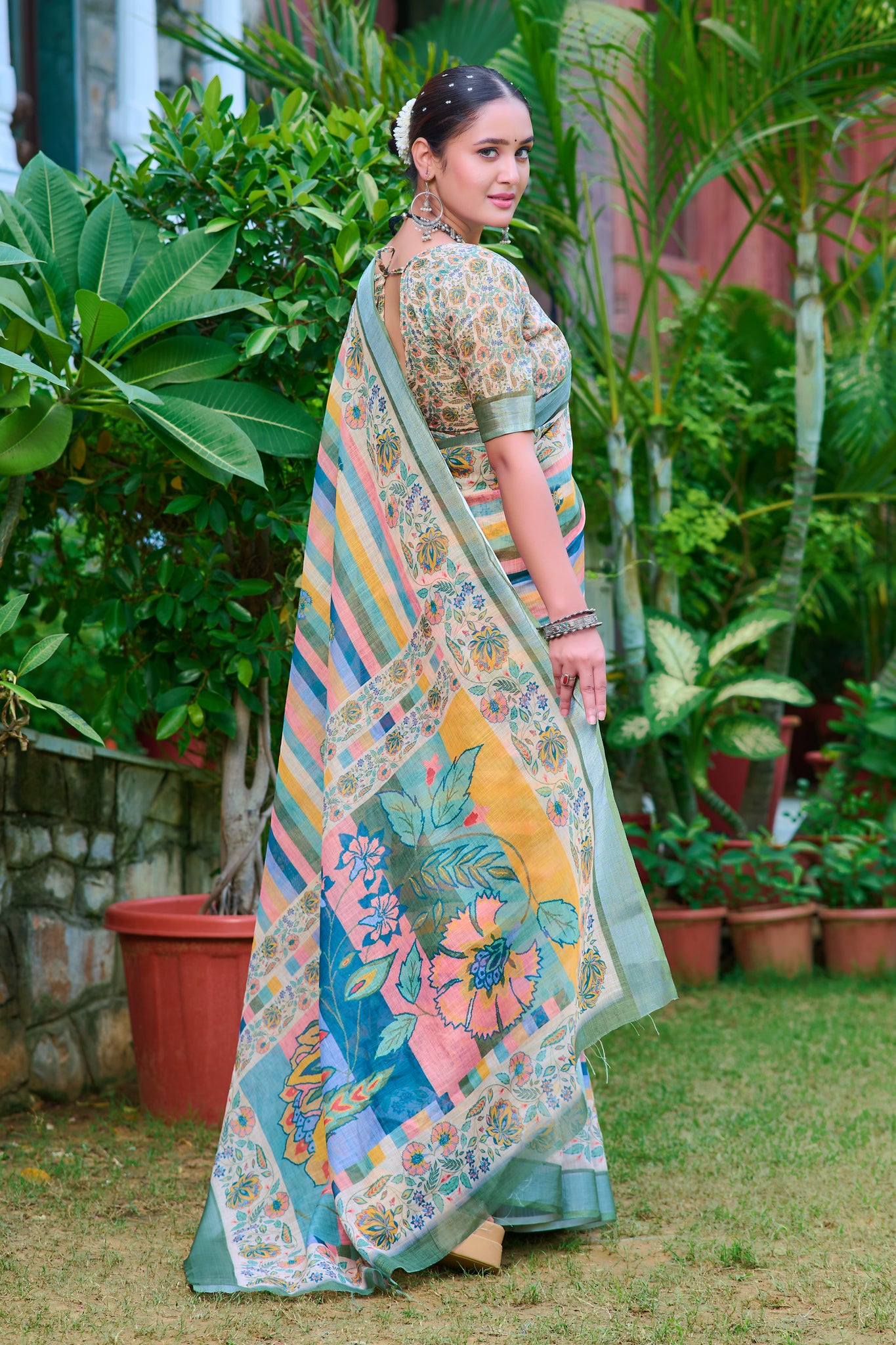 Radiant Cotton Saree – A Perfect Partywear Choice