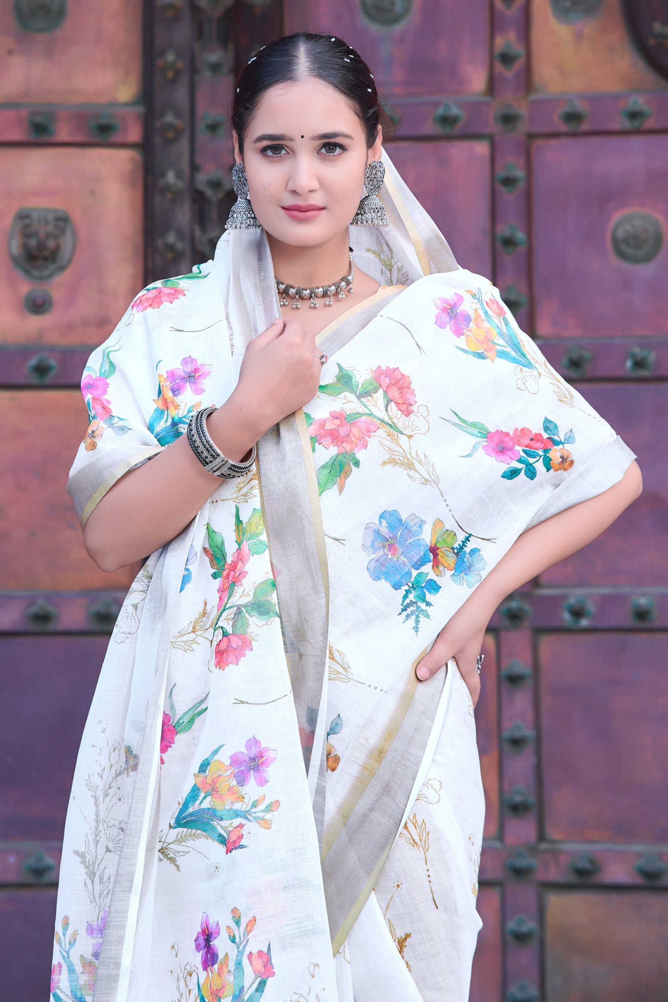 Classic Drapes: Pure Cotton Sarees for All Seasons