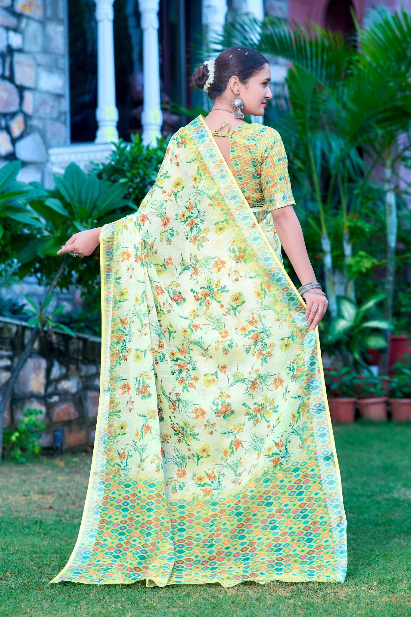 Bold Patterns Soft Textures: Cotton Saree Styles