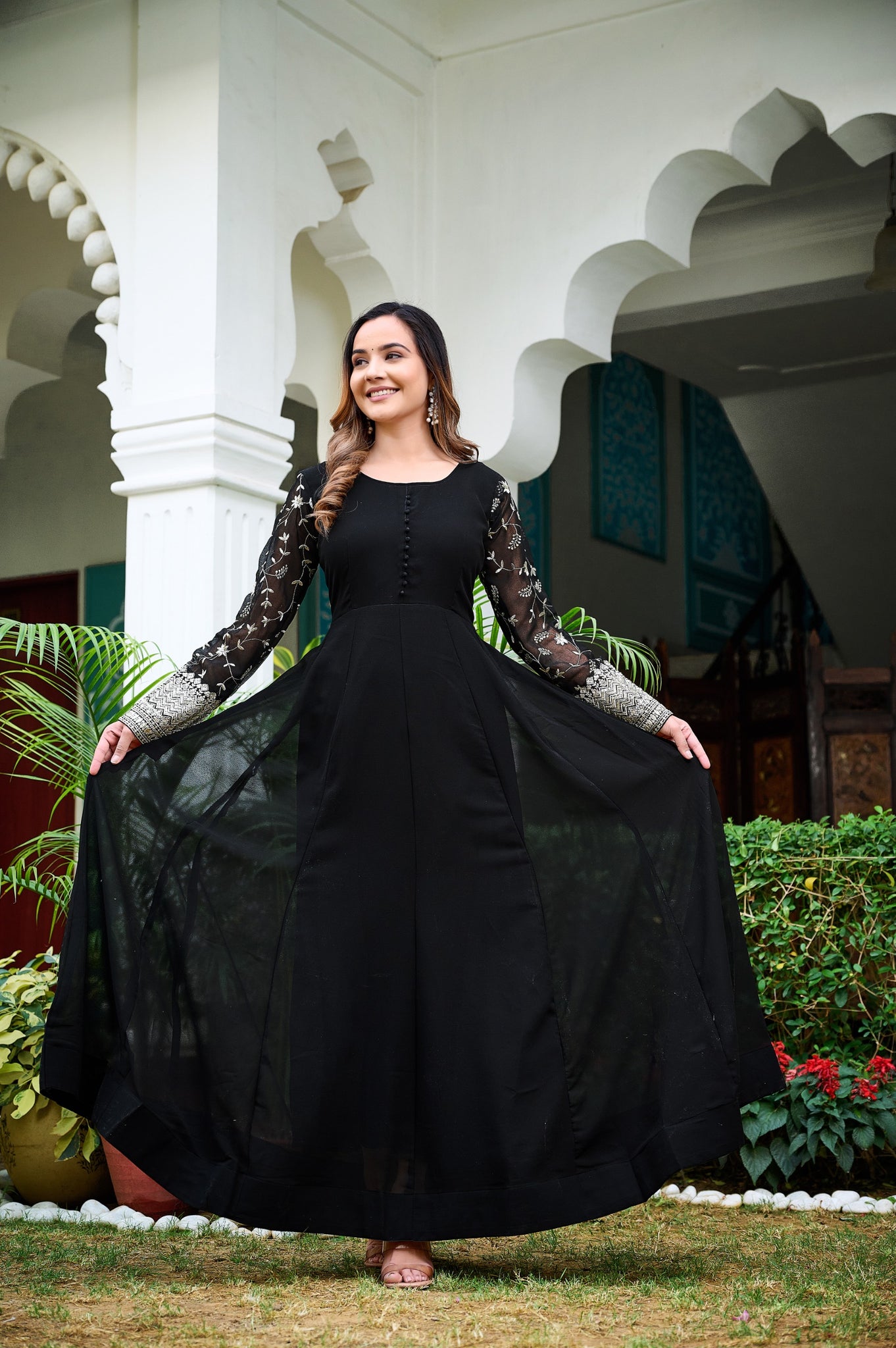 Womens Ethnics Black Anarkali Kurtaset With Dupatta 