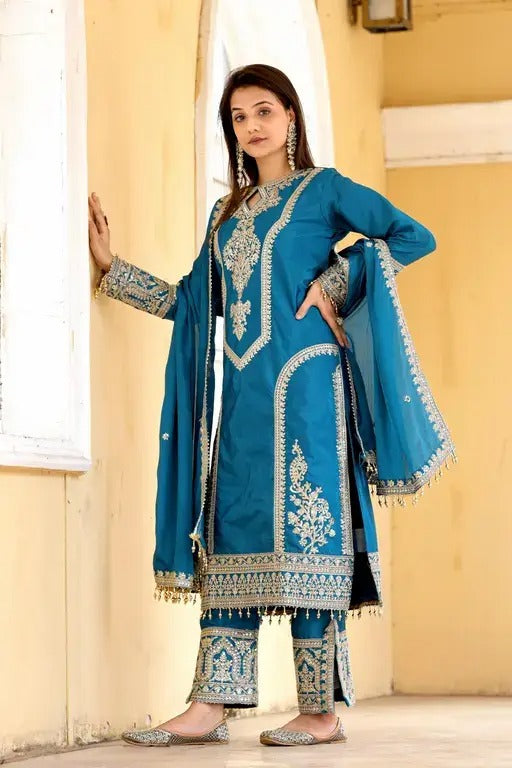 Embroidered Majesty: The Perfect Festive Suit