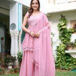 Fancy Womens Ethnics Pink Anarkali Kurtaset With Dupatta 